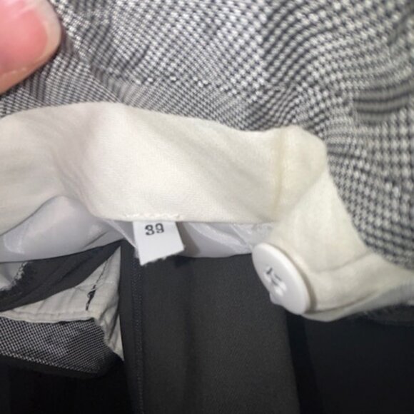 Enrico Valenti Men 2 Pc Suit Italy Charcoal Gray 40R - Picture 5 of 7